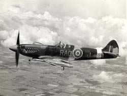 1941s-EDW-Siptfire CanadaQ UK